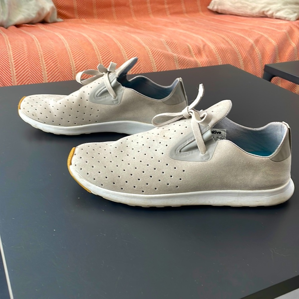 Native Moccasin 2.0 light grey - Barely Warn!
